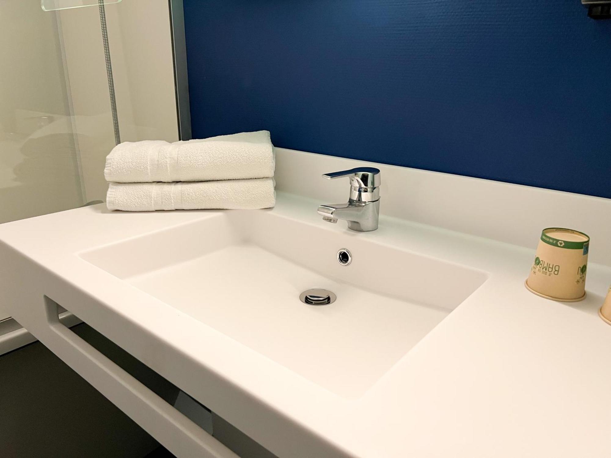 Ibis Budget Saint Christol Les Ales Екстер'єр фото