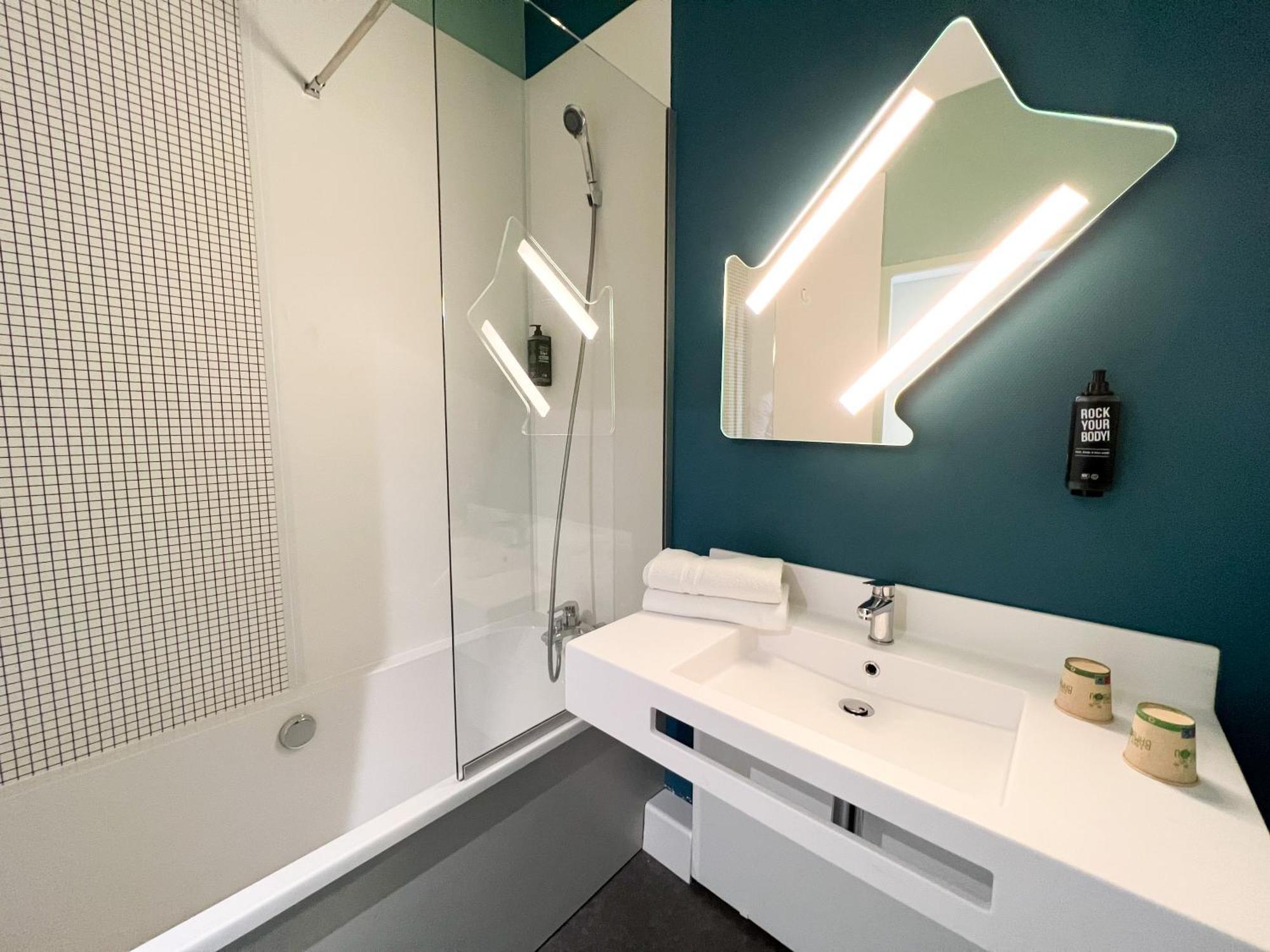 Ibis Budget Saint Christol Les Ales Екстер'єр фото