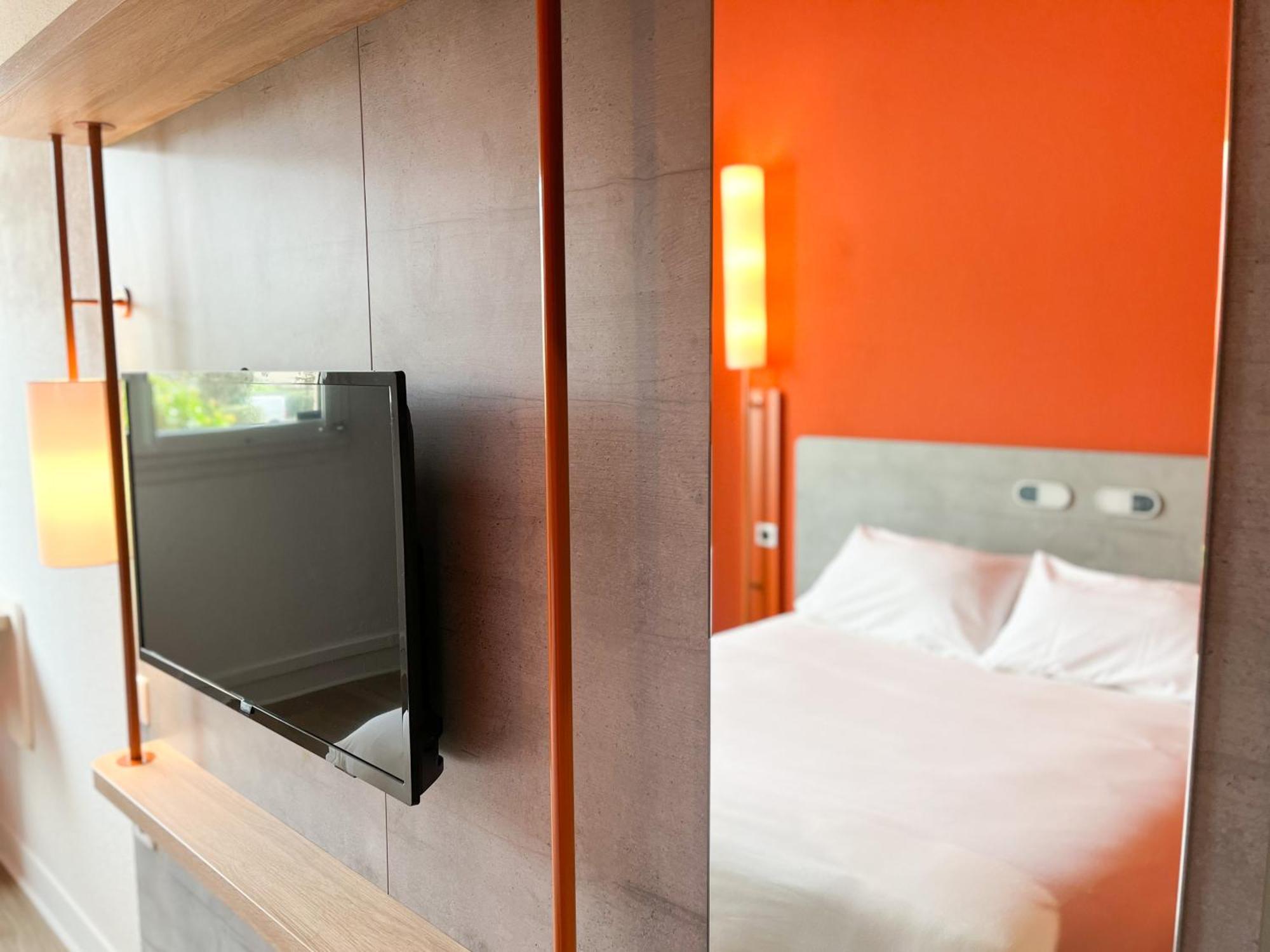 Ibis Budget Saint Christol Les Ales Екстер'єр фото