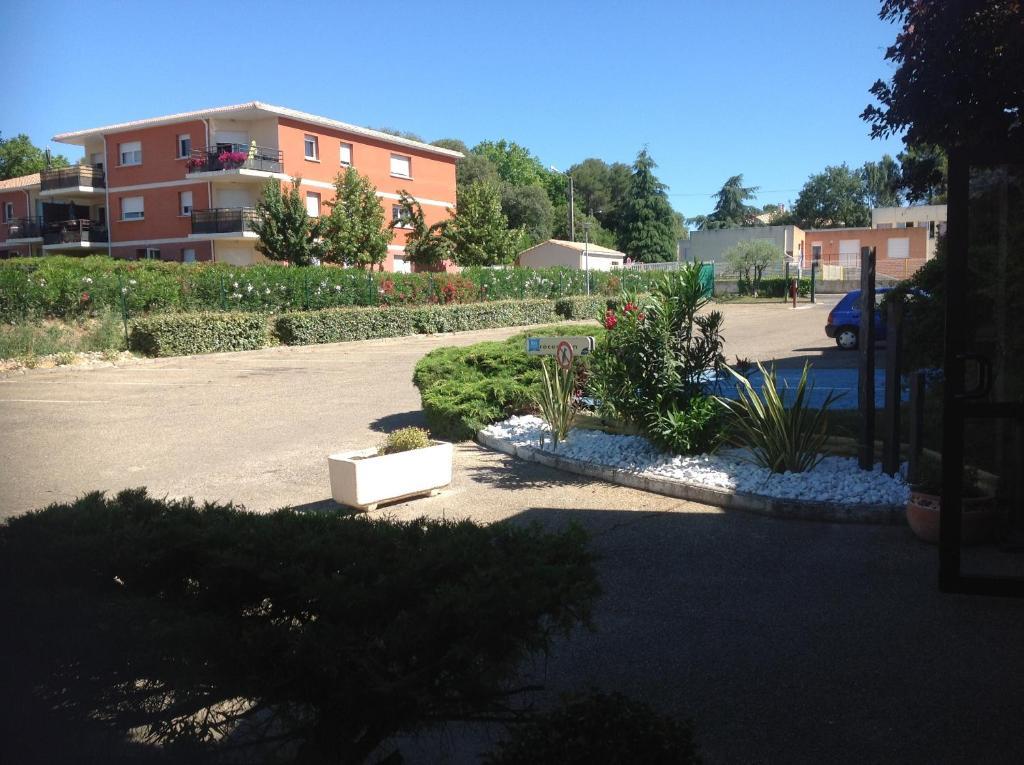 Ibis Budget Saint Christol Les Ales Екстер'єр фото