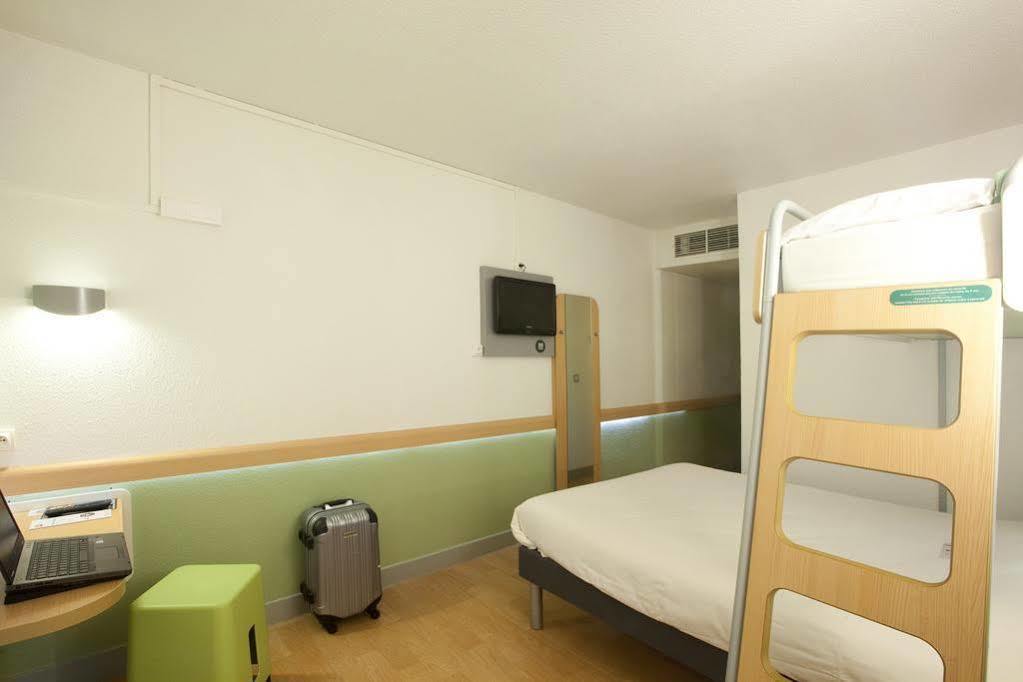 Ibis Budget Saint Christol Les Ales Екстер'єр фото